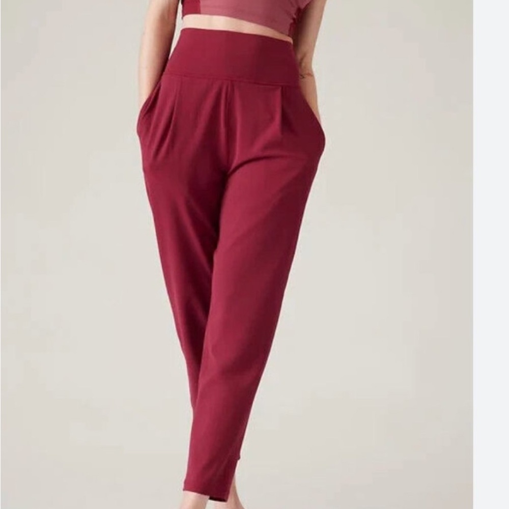 NWT Athleta Elation Pant (Coffeeberry, Small) jogger new